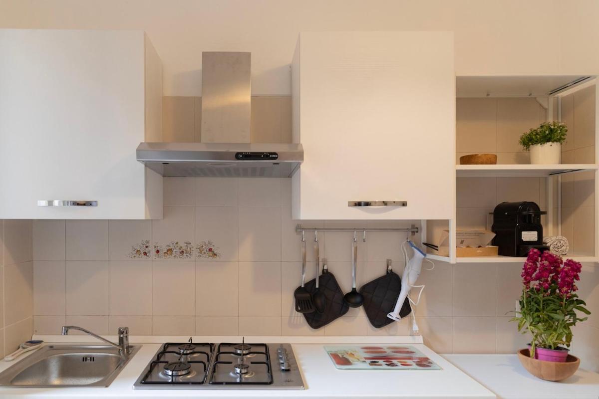 Apartment Vatican-cipro Spacious With A Balcony *